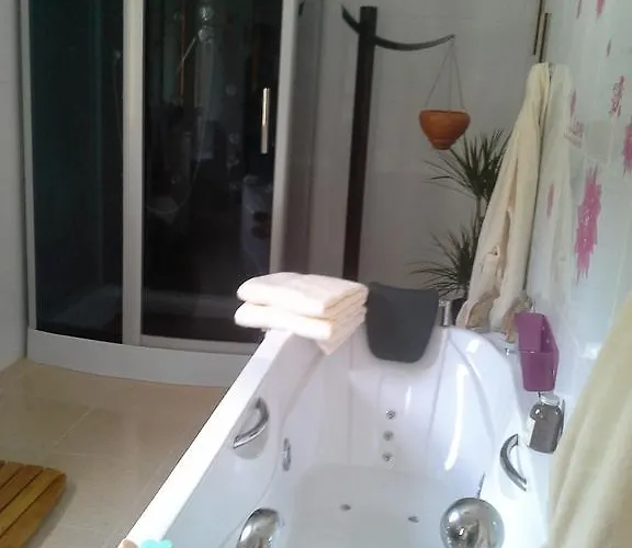 Com A Casa Teva (adults Only) 民宿 *